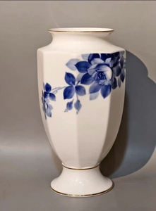 Vase en céramique de style européen, série Rose, décoration d'intérieur, cadeau, vente chaude - Product Image 3