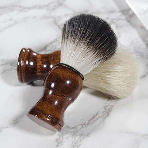 <span class=keywords><strong>Blaireau</strong></span> <span class=keywords><strong>de</strong></span> <span class=keywords><strong>rasage</strong></span> avec manche en bois Outil <span class=keywords><strong>de</strong></span> salon <span class=keywords><strong>de</strong></span> coiffure pour hommes <span class=keywords><strong>Blaireau</strong></span> <span class=keywords><strong>de</strong></span> <span class=keywords><strong>rasage</strong></span> - Product Image 2
