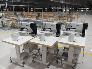 Máquina de Coser Industrial Electrónica Computarizada de Segunda Mano NEXIO HE-800C para Ojales Rectos, Maquinaria para Prendas de Vestir - Product Image 3