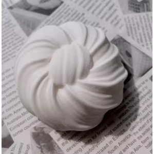 Jouet Squishy Kawaii en forme de rouleau vapeur, très populaire, parfum malté, doux et mou, anti-anxiété, jouet sensoriel à presser, vente en gros - Product Image 3
