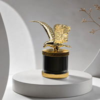 Capuchon de parfum en zamac en forme d'aigle à ailes écartées, doré, avec base à nervures verticales, en alliage de zinc, pour flacon de parfum