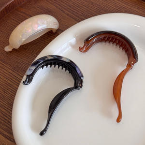 Pince à cheveux pour femmes à l'acide acétique Étiquette dorée de tempérament simple coréen - Product Image 3