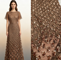Tela de encaje de malla con lentejuelas pesadas de cobre y cuentas, con diseño floral disperso, para vestido de novia, de noche o de alta costura, entrega rápida