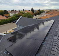 Panneau solaire IBC à contact arrière, module photovoltaïque monocristallin, panneau solaire en verre noir intégral pour toiture résidentielle, camping-car, solaire hors réseau