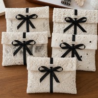 Pochette cosmétique en dentelle avec logo personnalisé, pochette à rabat avec ruban pour emballage de bijoux, cadeau, sac de mariage, vente en gros