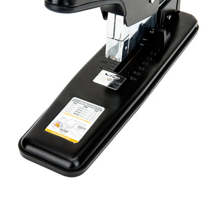 Deli Heavy Duty Stapler 80 Sheet Capacity Thick Staples Office Binding Machine - Product Image 3