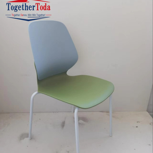 Chaise de conférence ergonomique en plastique empilable personnalisée pour bureau, salle à manger, formation et réunion, avec coussin de siège – Vente directe usine - Product Image 1