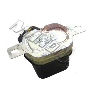 Régulateur de générateur Toyota Forklift D16746927700 22060 7127700 23820, pièce d'alternateur en acier pour générateur diesel - Product Image 4