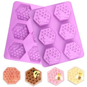 Moule à savon en silicone de haute qualité en forme d'abeille, <span class=keywords><strong>prix</strong></span> d'usine, moule hexagonal réutilisable pour savon artisanal et desserts - Product Image 2