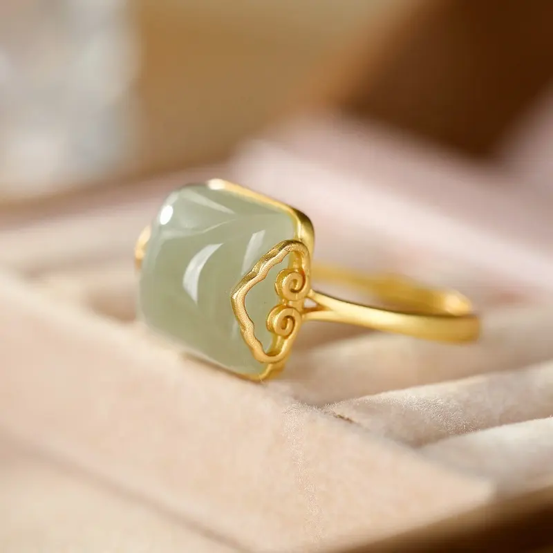 แหวนหินสี่เหลี่ยมดีไซน์ย้อนยุคแหวนแฟชั่นทรงเรขาคณิตสำหรับผู้หญิงแหวนปรับขนาดได้สไตล์จีน
