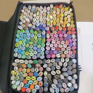 Marqueurs d'art de <span class=keywords><strong>couleur</strong></span> 40/60/80/100/168 personnalisés ensemble de croquis stylo à double pinceau avec <span class=keywords><strong>feutre</strong></span> d'<span class=keywords><strong>alcool</strong></span> pour l'école et le dessin à la maison - Product Image 1