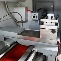 Tour CNC 6140 à banc plat, machine de tournage industrielle rigide pour la production en série d'accessoires métalliques personnalisés