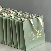 Sac en papier carton ivoire épais 230 g/m², couleur et logo personnalisés, sac à main recyclable pour vêtements, chaussures, chaussettes, vente en gros