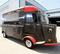 Remorque de restauration rétro entièrement équipée avec cuisine de camion à café, configuration barbecue, unité mobile de style américain, camion de nourriture rose