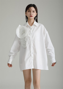 Niche 3D fleur imprimé élégant <span class=keywords><strong>chemisier</strong></span> ample pour les femmes de grande taille printemps automne chemise à manches longues col rabattu bouton - Product Image 5