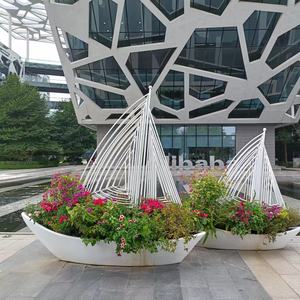 高品質のグラスファイバー製、ボート型の塗装済み、色をカスタマイズ可能な、屋内外兼用の家庭菜園用フロアスタンド型植木鉢、卸売 - Product Image 6