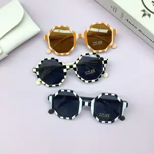 2023 Luxury Designer Vintage Polygon Stripes Baby Shades Sun Glasses Retro Octagon Square Frame Checkerboard Kids Sunglasses