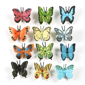 Lot de 12 capsules de jouets éducatifs papillons en PVC pour la simulation d'insectes certifiés EN71 pour garçons et filles de 2 à 4 ans, taille 55mm, vente en gros - Product Image 5