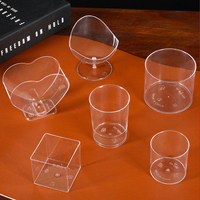 Gobelets à dessert carrés en plastique transparent jetables avec couvercle pour pudding, mousse, gelée, table de desserts, mini boîtes de service créatives