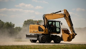 Excavatrice sur pneus M320 fiable de 21,5 tonnes avec une vitesse maximale de 35 km/h en stock - Product Image 2