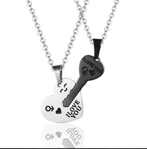Acero inoxidable Venta caliente pareja mejor amigo corazón llave colgante collar personalizado grabado joyería para hombres mujeres - Product Image 5