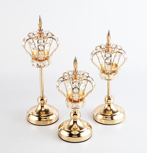 ゴールドクリスタルクラウンキャンドルホルダー燭台ウェディングセンターピーステーブルデコレーションメタルティーライトキャンドルスタンドウェディングデコレーション - Product Image 1