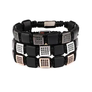 Alta calidad logotipo personalizado cuadrado mate Natural piedra de ónix negro CZ negro Macrame pulsera de la amistad de los hombres