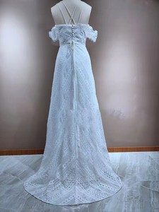 Nuovo Abito <span class=keywords><strong>da</strong></span> Sposa 2024 <span class=keywords><strong>Bianco</strong></span> Dolce e Sexy in Pizzo con Spalle Scoperte, Coda Lunga e Allacciatura al Collo - Product Image 5