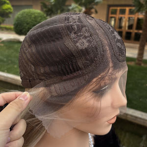 Julianna Kanekalon corta riccia <span class=keywords><strong>Lia</strong></span> a strati Highlight biondo liscio Pixie taglio capelli sintetici bob parrucca anteriore in pizzo da donna - Product Image 3