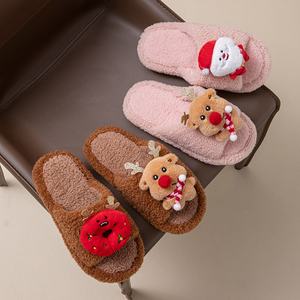 Transfrontalier pour Amazon hiver chaud noël en peluche pour pantoufles femmes renne père noël Ins Style maison en peluche pour pantoufles - Product Image 4