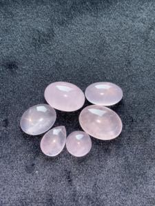 Lote de piedras preciosas sueltas de cuarzo rosa de primera calidad para usar en la fabricación de joyas, lote de piedras preciosas de cuarzo pulido de tamaño libre - Product Image 3