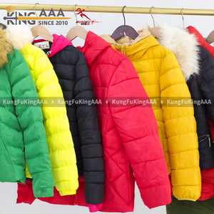 Giacche Invernali Spesse da Donna, Abbigliamento Usato Termico, Balle di Vestiti di Seconda Mano Misto, Vendita all'Ingrosso - Product Image 3