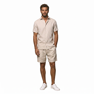 Ensemble deux pièces d'été en coton mercerisé de haute qualité pour hommes, avec logo personnalisé, idéal pour les tenues de golf et de villégiature de luxe. - Product Image 4