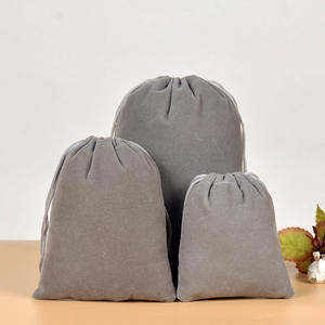 Sac de rangement pour bijoux en velours gris avec cordon de serrage, tissu floqué cygne, rangement pour écouteurs, logo imprimé à l'écran, sans fond, personnalisable - Product Image 1