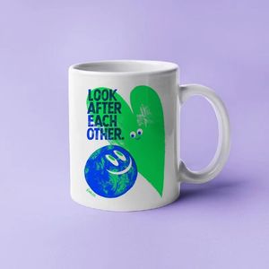Tasses <span class=keywords><strong>de</strong></span> 11 oz avec logo personnalisable – Offre Spéciale – Tasse à café en porcelaine blanche <span class=keywords><strong>de</strong></span> 11 oz avec logo personnalisé – Design minimaliste – Vente en gros – Tasse <span class=keywords><strong>de</strong></span> Noël - Product Image 4