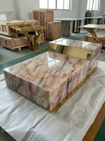 Table basse rectangulaire en pierre de quartz rose naturel, design audacieux et moderne, rétroéclairée, polie miroir, pour salon