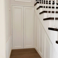 Meitian Design Armoire en bois sous les escaliers Armoire de rangement Escalier Cage d'escalier Meubles pour espace souvent gaspillé