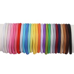 Vente en gros de <span class=keywords><strong>bandeau</strong></span> coloré de 1cm <span class=keywords><strong>bandeau</strong></span> couvert de satin de soie pour enfants filles tous les accessoires de cheveux cerceau pour femmes - Product Image 1