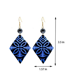 <span class=keywords><strong>Orecchini</strong></span> di nicchia di lusso a forma di diamante geometrici di fascia alta <span class=keywords><strong>personalizzabili</strong></span> con un senso di Design per l'autunno e l'inverno - Product Image 6