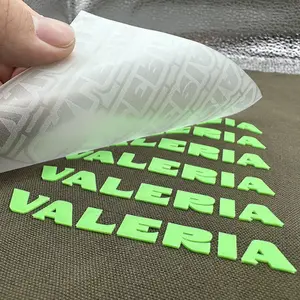 Benutzer definierte Wärme übertragung 3D Raised Logo Silikon Patch,3D Logo Gummi Silikon Wärme übertragung Kleidung Etikett