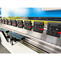 Presse plieuse CNC standard européenne avec système de contrôle graphique Delem DA53T 160 tonnes 2500 mm pour le traitement de l'acier inoxydable
