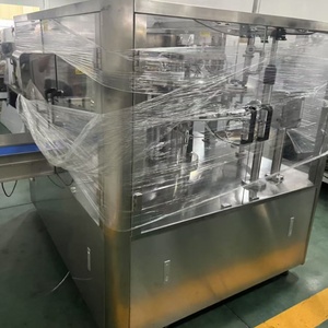 Máquina automática <span class=keywords><strong>de</strong></span> llenado y sellado <span class=keywords><strong>de</strong></span> bolsas <span class=keywords><strong>de</strong></span> plástico/papel para alimentos <span class=keywords><strong>de</strong></span> mascotas, cereales, frutas secas, macarrones y sal, con pesaje <span class=keywords><strong>de</strong></span> 1-3 kg, marca Elemotion. - Product Image 6