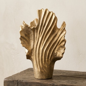 Conjunto de Esculturas Onduladas Doradas Modernas - Decoración Artística de Metal Fundido para el Hogar y Adornos para Mesa de Centro (29 CM X 37 CM) - Product Image 3