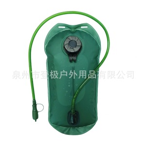 ถุงน้ำสำหรับกิจกรรมกลางแจ้ง 2 ลิตร เป็นมิตรกับสิ่งแวดล้อม เหมาะสำหรับการเดินป่า ปั่นจักรยาน ปีนเขา วิ่งเทรล และวิ่งจ๊อกกิ้ง - Product Image 4