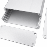 Boîtier de projet plat et fin en alliage d'aluminium anodisé 104*46*120mm, IP54, avec panneaux à 4 vis et découpes personnalisées pour contrôleur de compteur