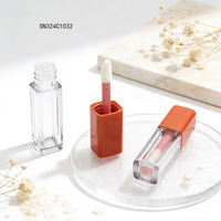 Tubes de gloss à lèvres transparents, flacons de gloss à lèvres vides personnalisables, emballage pour gloss à lèvres en PETG transparent