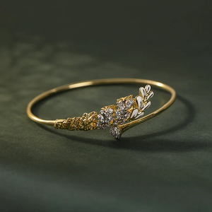 Pulsera Clásica de Oro y Diamantes con Circonitas, Joyería Elegante con Brillantes Circonitas para Fiestas - Product Image 5