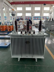 Transformador de Potencia Sumergido en Aceite DingXin con Certificado 33KV 200KVA, Venta Caliente, Transformador Trifásico de Cobre con Enfriamiento por Aceite - Product Image 2