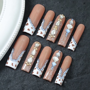Uñas Acrílicas de Lujo al por Mayor, Uñas Postizas 3D de Cobertura Completa, Uñas Largas con Punta Francesa Cuadrada, Uñas Postizas Hechas a Mano de Alta Calidad - Product Image 2