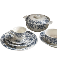 Service de vaisselle en céramique bleu vintage à motifs floraux en relief, assiettes décoratives, bols à soupe, tasses à café pour événements de mariage